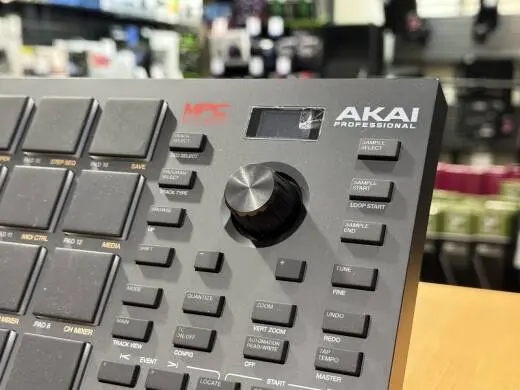 OPEN BOX - Akai MPCSTUDIO2 Controller 2